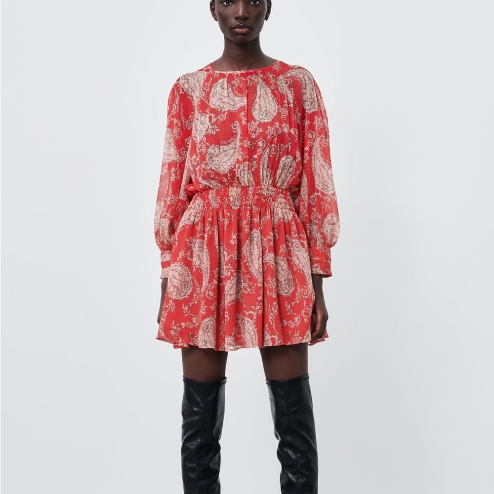 Zara women's printed short dress, size XS.  Never been worn.
